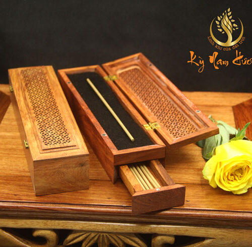 Hộp thưởng trầm hương thanh
